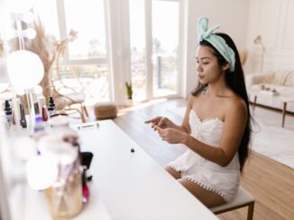 How To Get Started With Makeup: A Beginner’s Guide 2022