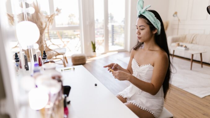 How To Get Started With Makeup: A Beginner’s Guide 2022